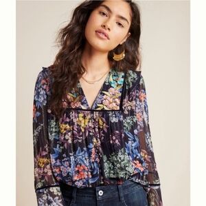 Anthro | Vineet Bahl Vivieene‎ Metallic Blouse Floral Embroidered Bell Sleeve XS